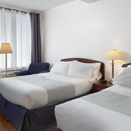 Picton Harbour Inn Екстер'єр фото