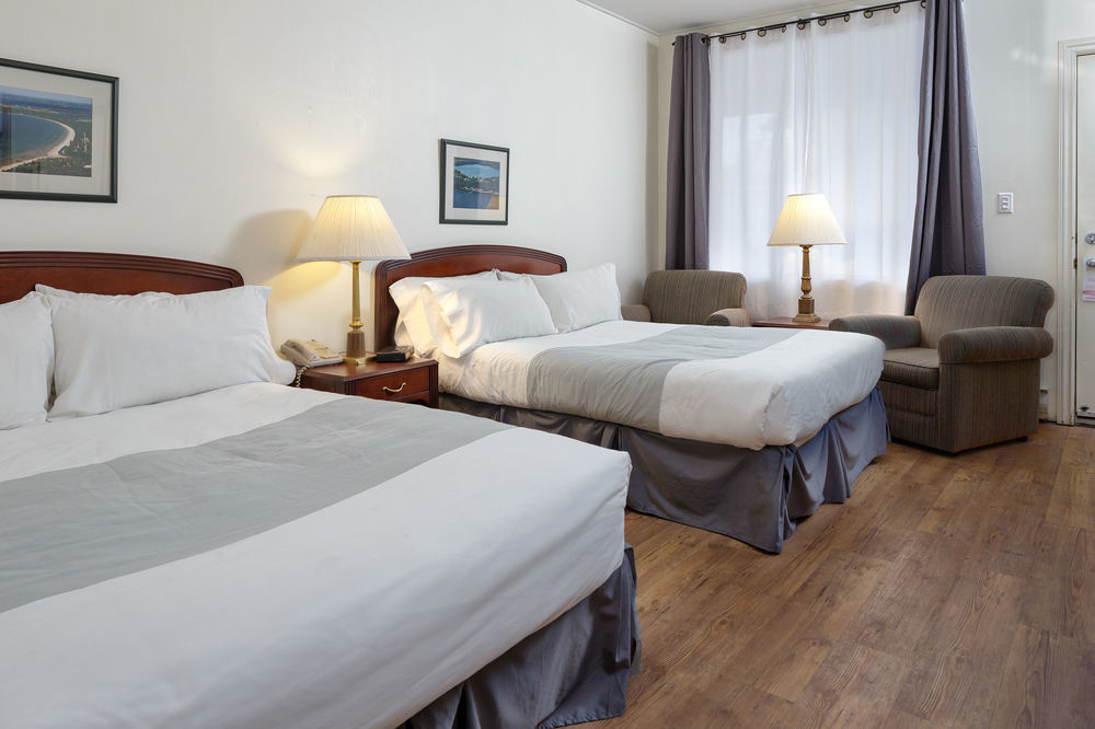 Picton Harbour Inn Екстер'єр фото