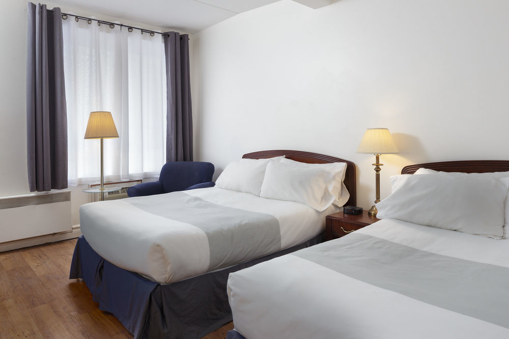 Picton Harbour Inn Екстер'єр фото